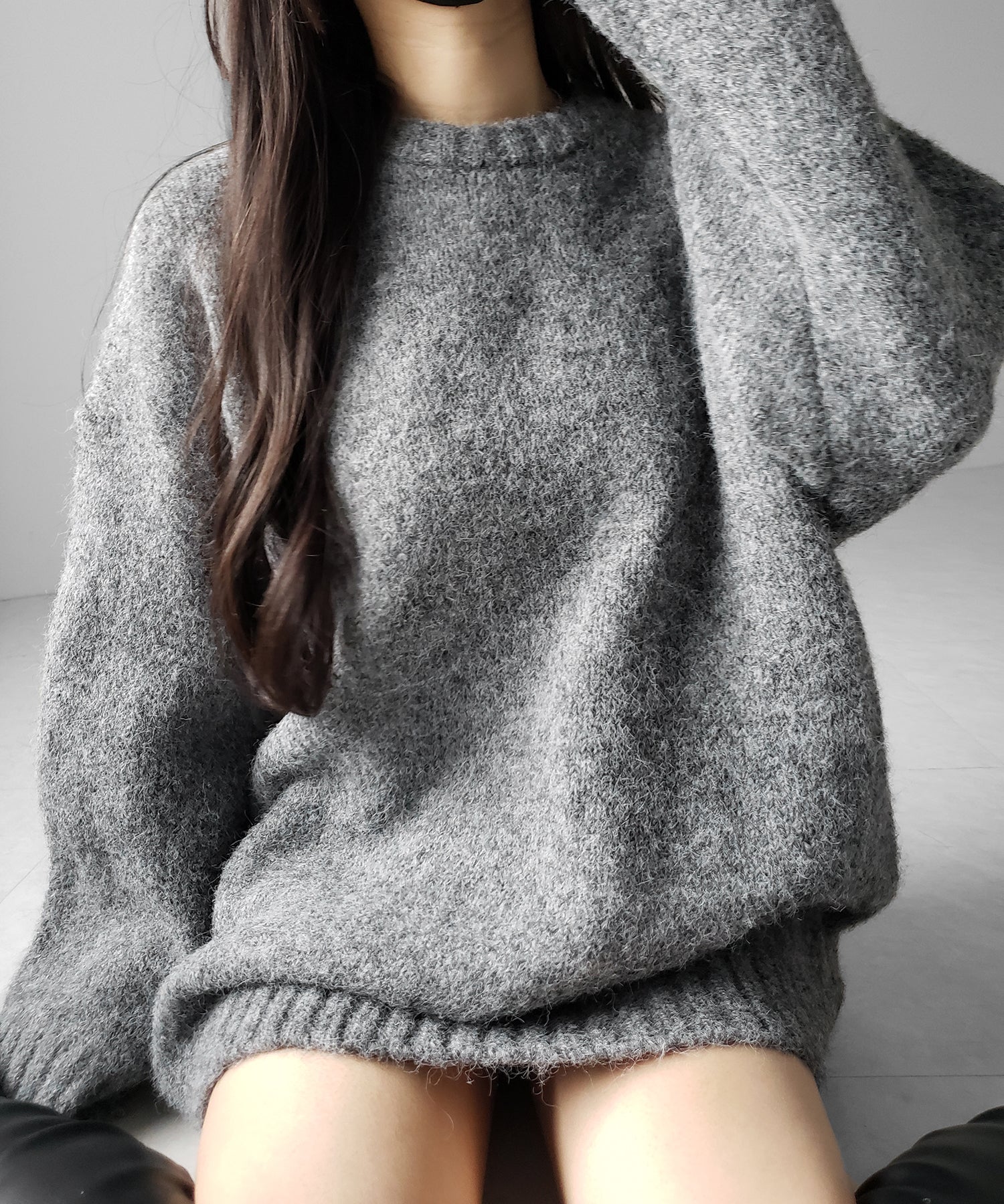 オーバーサイズフラッフィーニットプルオーバー ／ oversize fluffy knit pullover