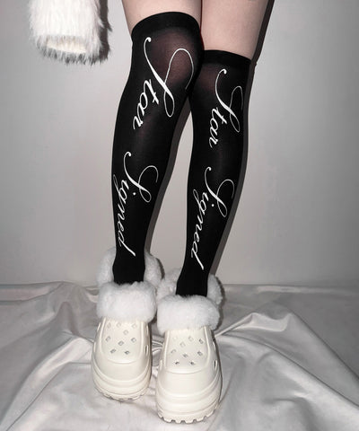 【 選べる３柄アソート 】レタリングロゴシアーニーハイソックス ／ lettering logo sheer knee high socks