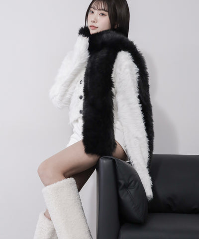 フェイクファーボリュームロングマフラー ／ fake fur volume long muffler