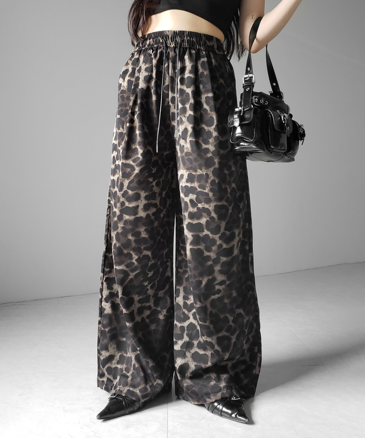 ヴィンテージレオパードリラクシーワイドイージーパンツ ／ vintage reopard relaxy wide easy pants