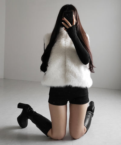 【 ポケット付 】スタンドネックジップアップフェイクファーベスト ／ stand neck zipup fake fur vest