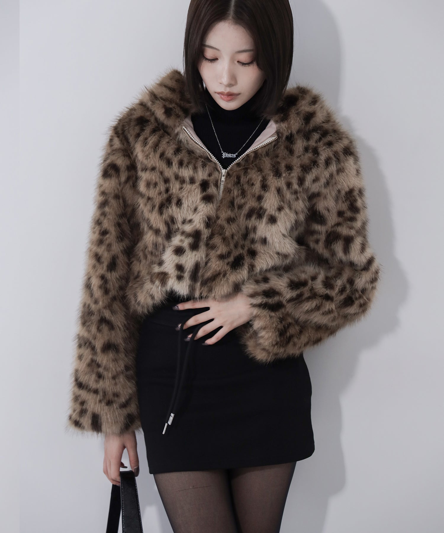 レオパードフェイクファーフーディショートコート ／ reopard fakefur