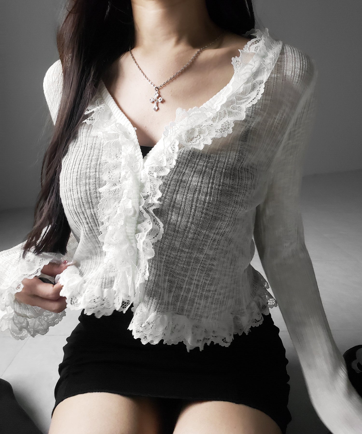 レースフリルシアーニットカーディガン ／ lace frill sheer knit cardigan