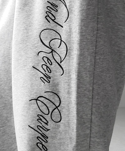 レタリングロゴ刺繍ワイドスウェットパンツ ／ lettering logo embroidery wide sweatpants