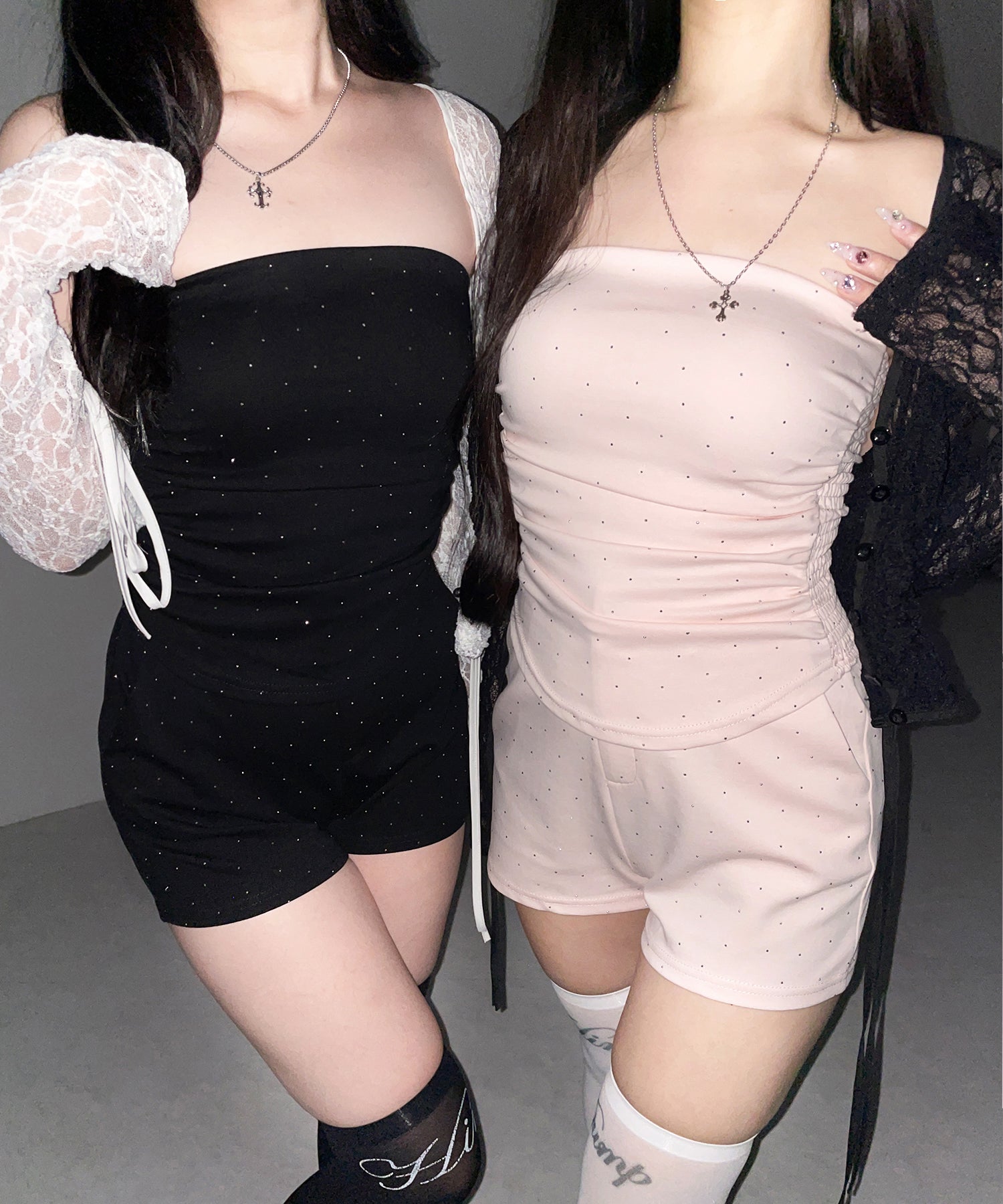 【 セットアップ 】ラインストーンベアトップ＋ハイウエストショートパンツ SET ／ 【 SETUP 】Rhinestone bare tops ＋ high waist short pants SET