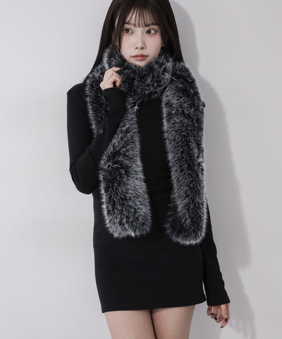 フェイクファーボリュームロングマフラー ／ fake fur volume long muffler