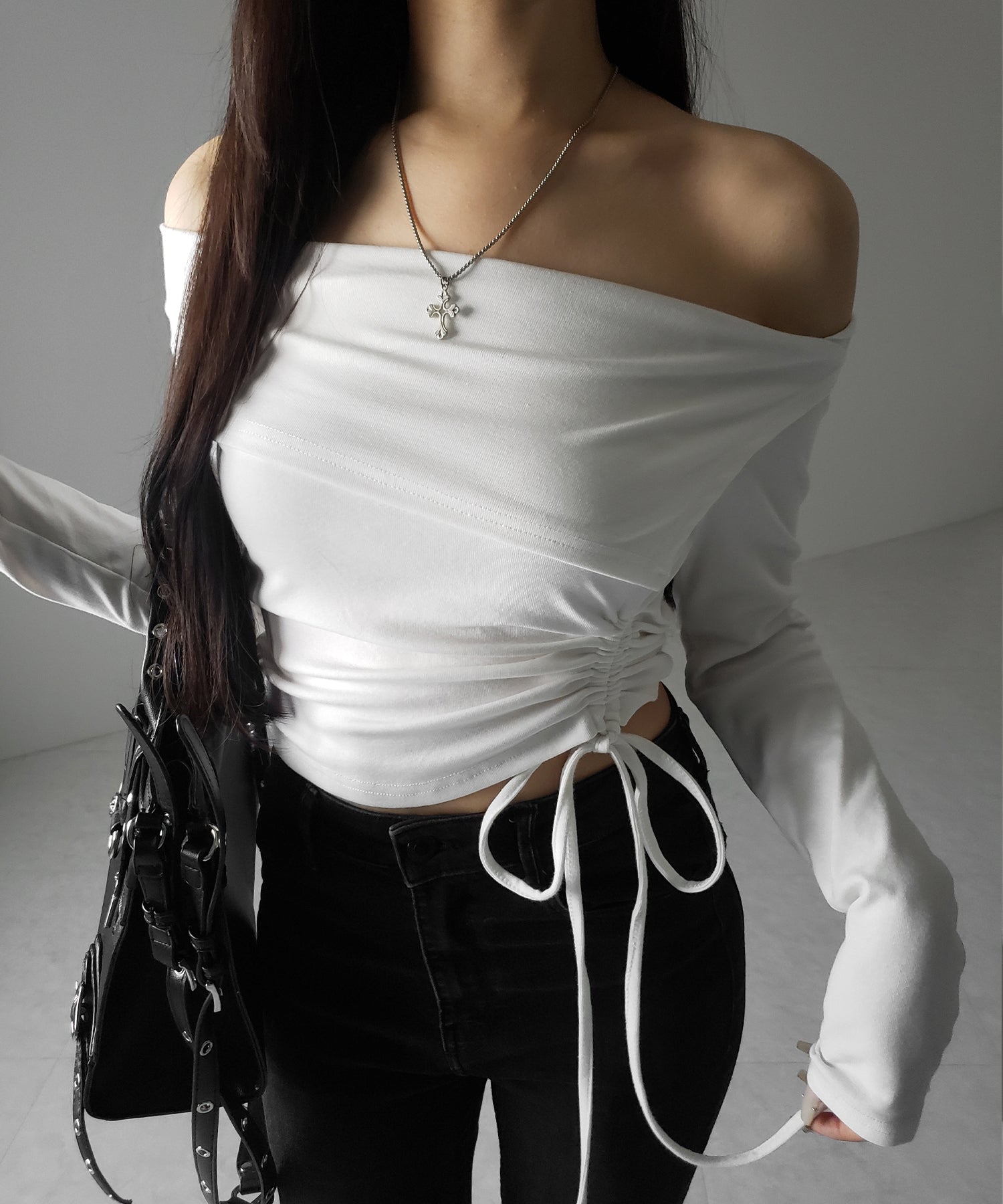 シャーリングリボンショートオフショルカットソートップス ／ shirring ribbon short off shoulder cutsew tops