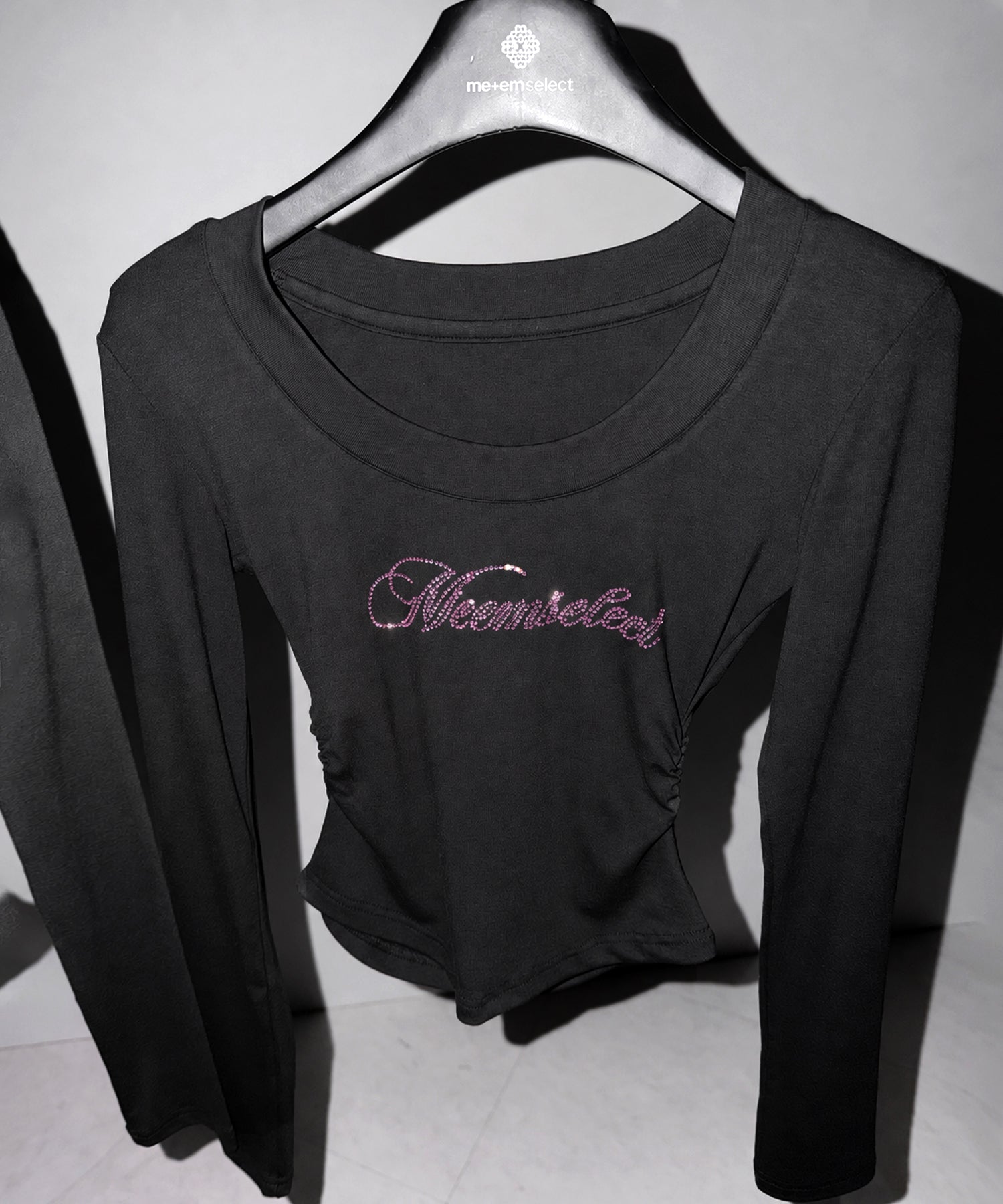 ラインストーンロゴスリムフィットロンT ／ Rhine stone logo slim fit long sleeve T-shirts
