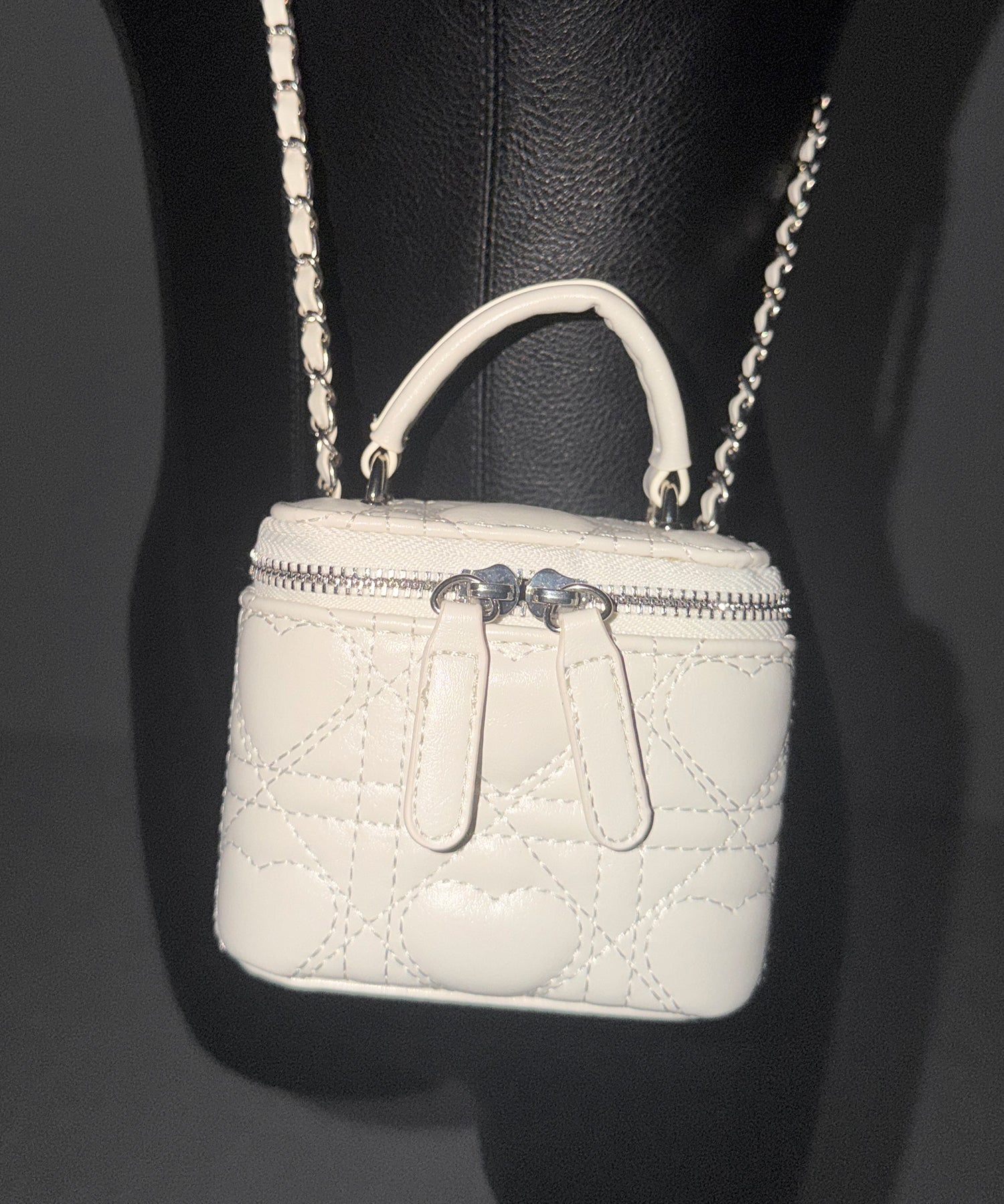 ハートキルティングミニバニティバッグ / heart quilted mini vanity bag