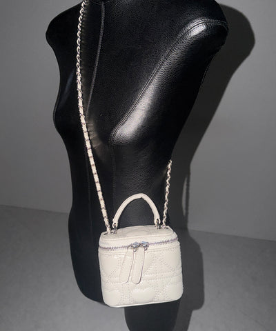 ハートキルティングミニバニティバッグ / heart quilted mini vanity bag