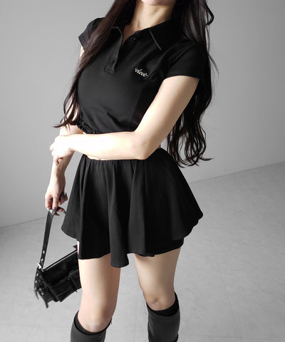 【 セットアップ 】ロゴプレート半袖トップス＋フレアミニスカパン SET ／( SETUP ) logo plate short sleeve tops + flared mini skirt pants