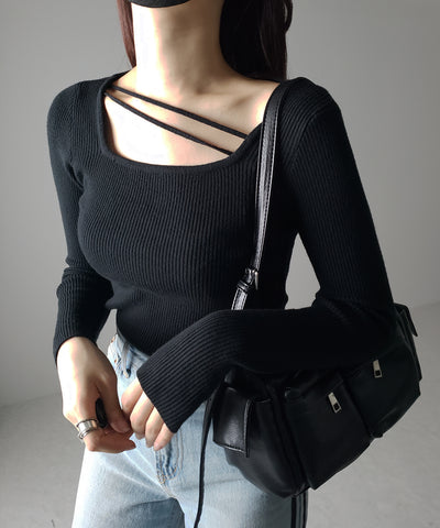 【 ３color 】２ストラップスクエアネックリブニット
