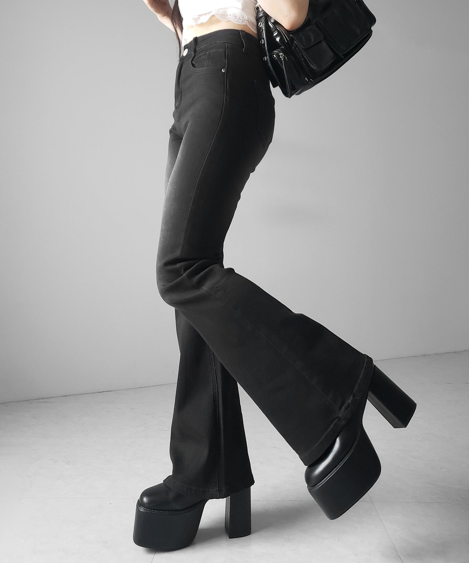 【４size 】美脚ハイウエストストレッチフレアデニム ／ slim leg High waist stretch flare denim