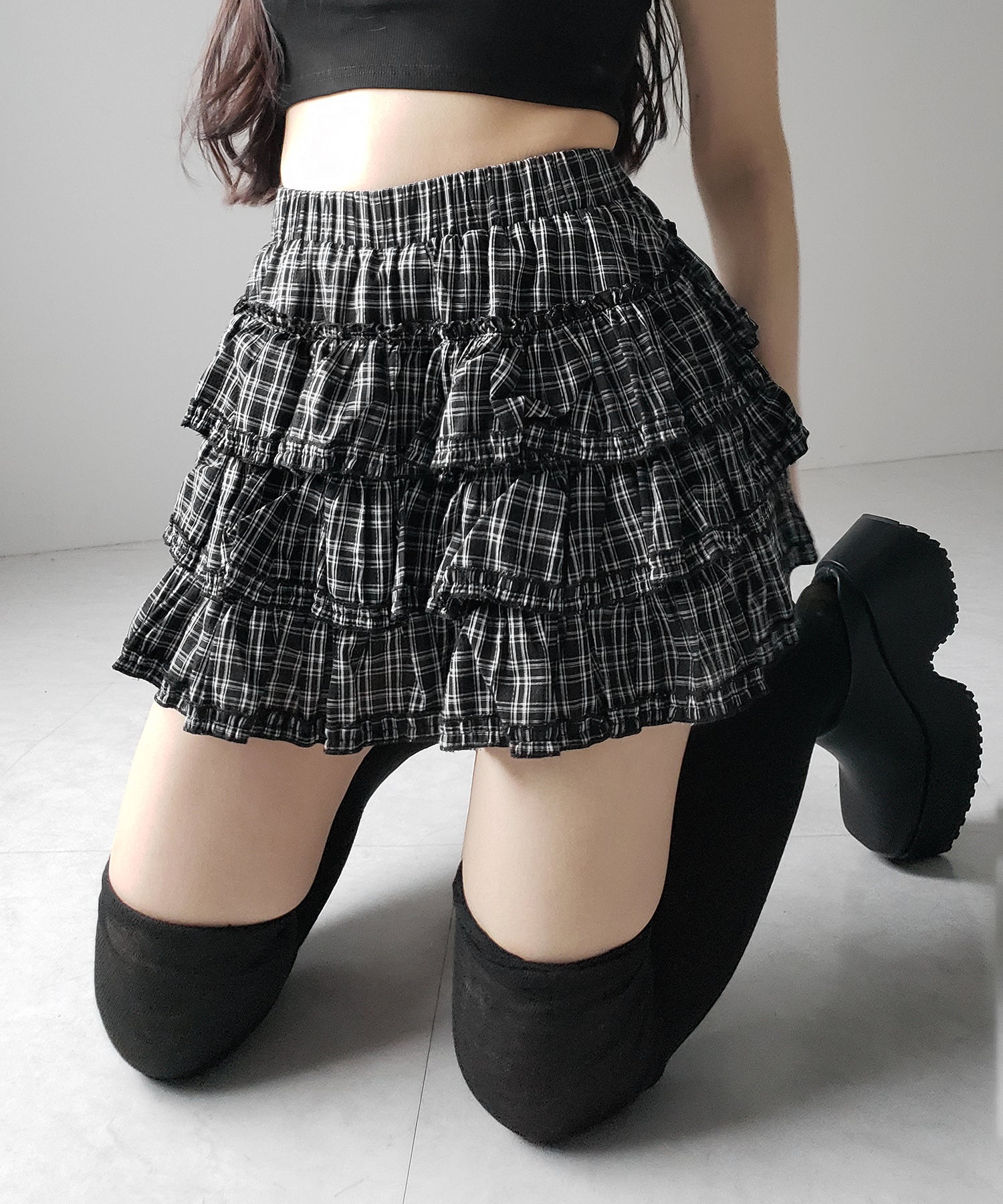 【 インナーパンツ裏地付 】ティアードフリルチェックミニスカート ／ tiered frill check mini skirt