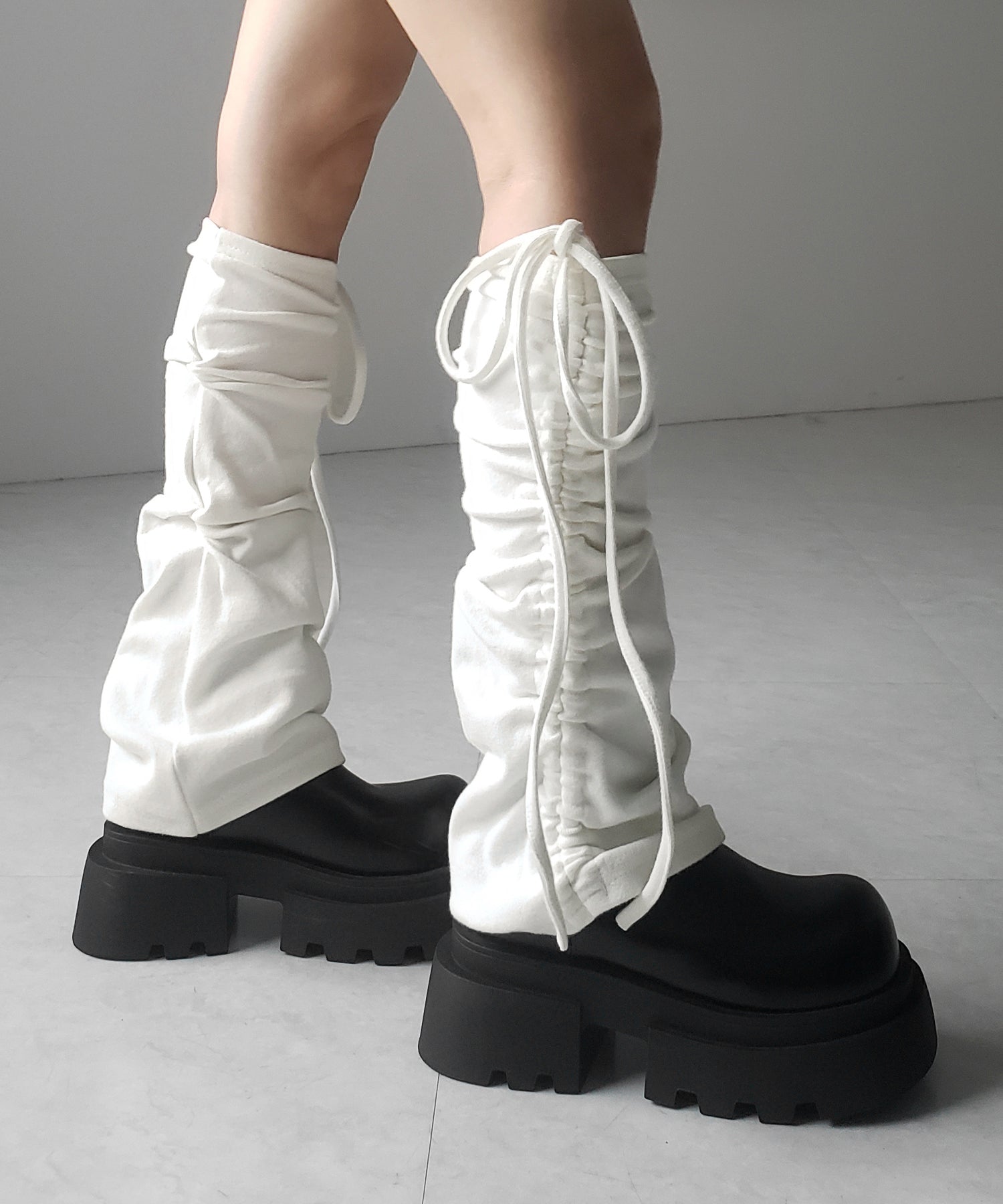【 ２color 】ストラップリボンサイドシャーリングレッグカバー ／ strap ribbon side shirring leg cover