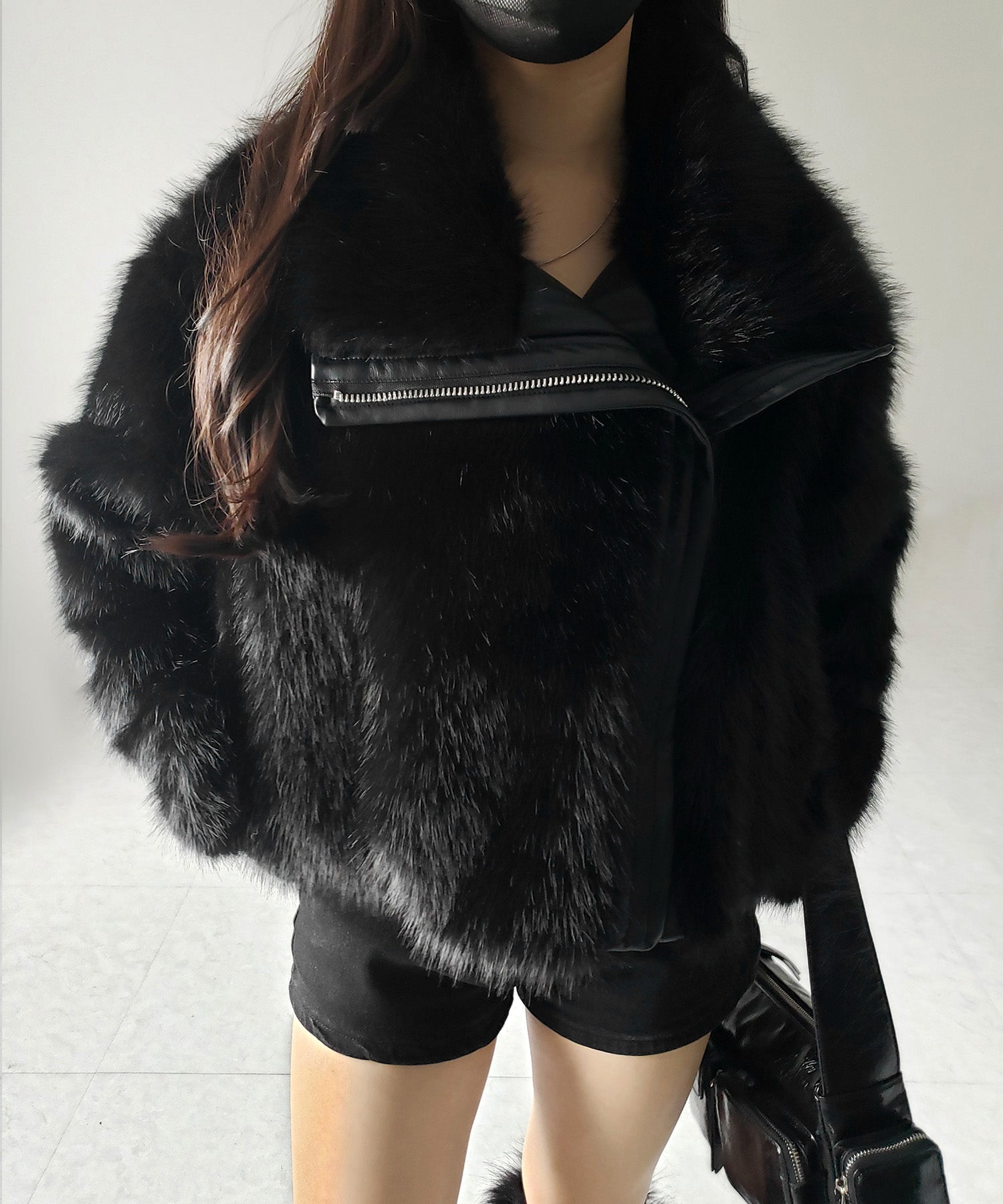 【 ２WAY 】ジップアップレザードッキングフェイクファーコート ／ zip up leather docking fake fur coat