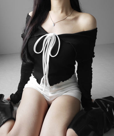 バイカラーリボンオフショルショートトップス ／ bicolor ribbon off shoulder short tops