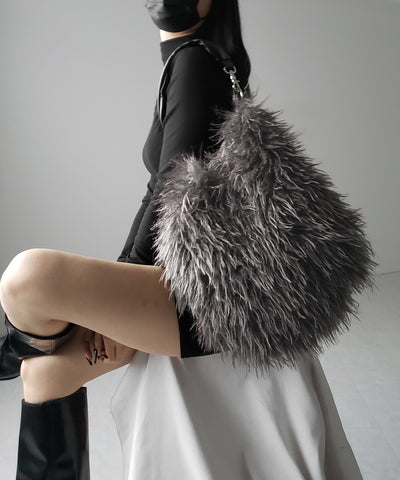 【 ショルダーストラップ付き２WAY 】バイカラーシャギーファーショルダーバッグ ／ bicolor shaggy fur shoulder bag