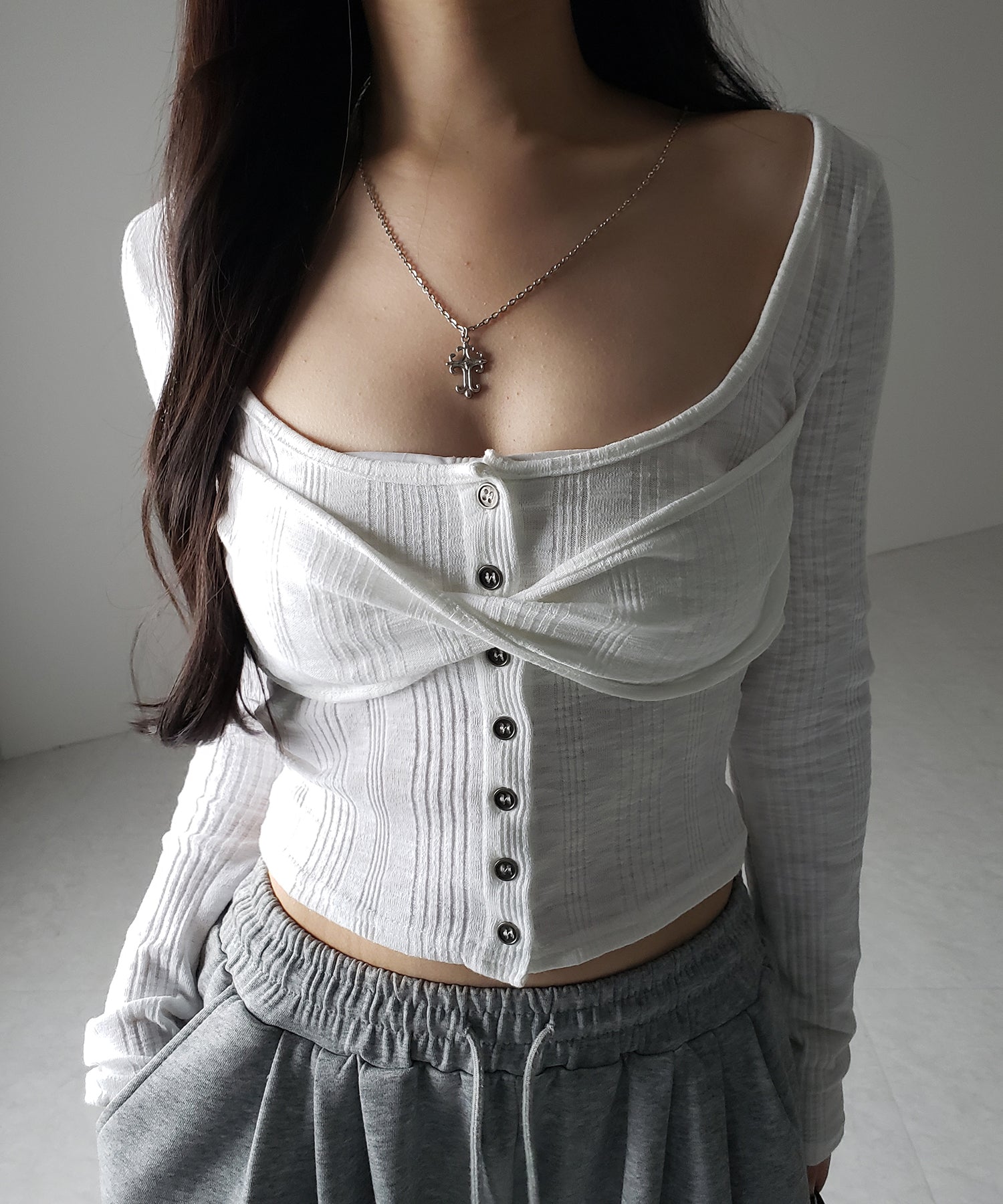 【 ３color 】フロントボタンオープンネックリブカットソートップス ／ front button open neck ribbed cutsew tops