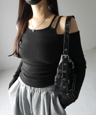 【 ２color 】レイヤードダブルストラップオフショルトップス ／ layerd double strap off shoulder tops