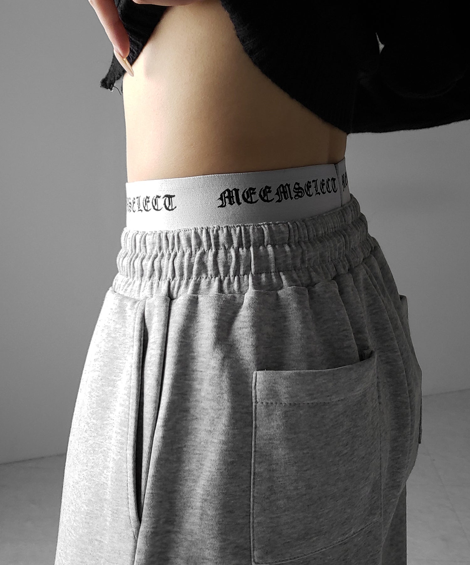 ウエストグランジロゴスウェットワイドパンツ ／ waist grunge logo sweat wide pants