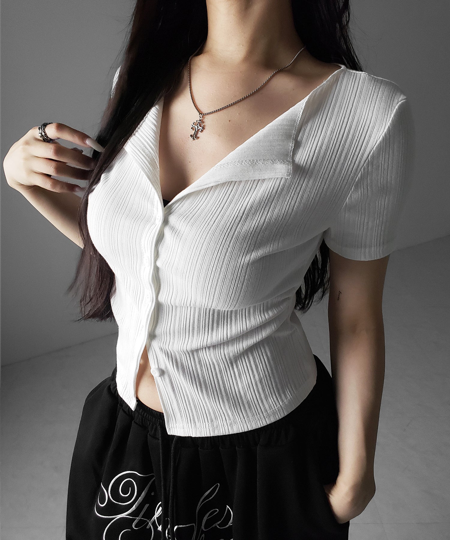 フロントボタン半袖リブカーデトップス ／ front button short sleeve lib cardigan tops