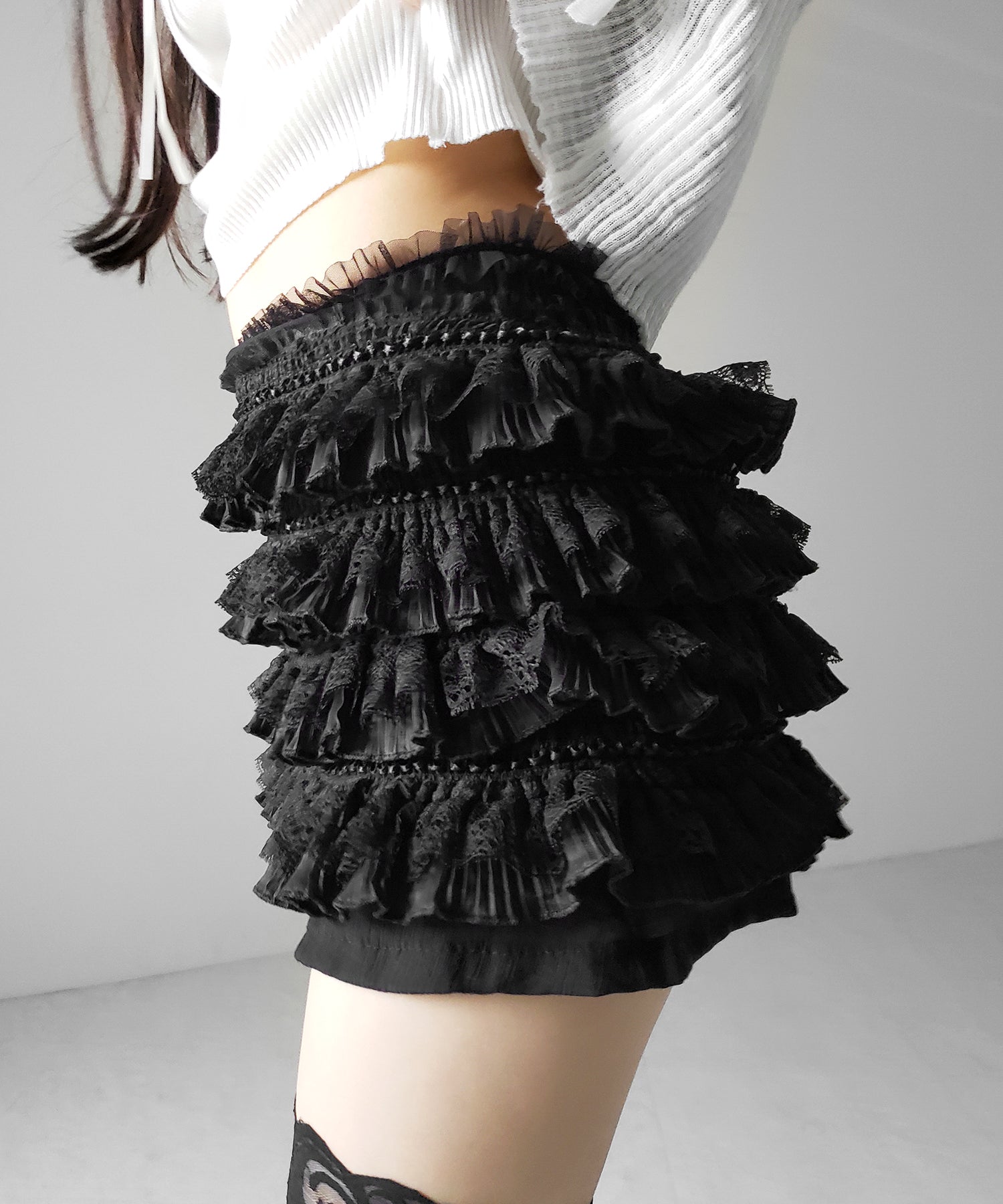 【  インパン裏地付 】フリルレースミニスカート ／ frill lace mini skirt