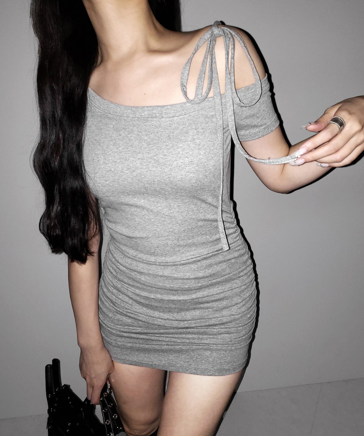 【 ２color ／ カップ付き 】ワンショルリボン半袖カットソーミニワンピ ／ one shoulder ribbon short sleeve cutsew mini onepiece