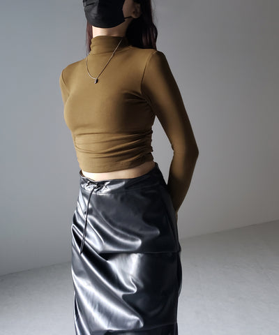【 カップ付き ／ 裏起毛 】プチハイネックシャーリングショートカットソートップス