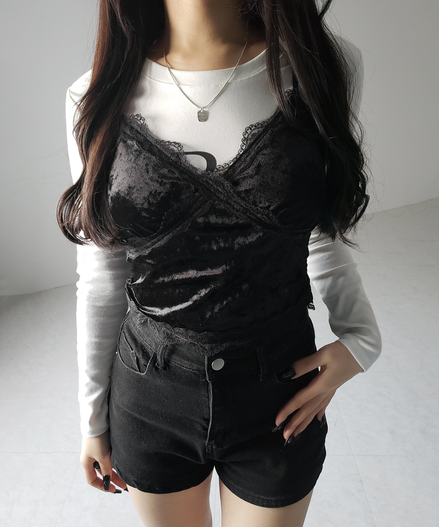 【 カップ付き 】レーシーベロアショートビスチェキャミソール ／ velor lacy short bustier camisole