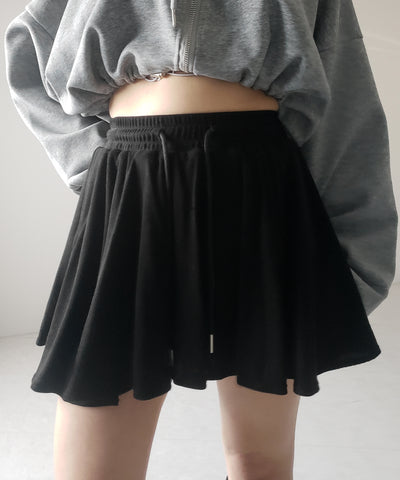 【 ３color ／インナーパンツ裏地付 】ハイウエストカットフレアミニスカート ／ High waist cut flare mini skirt
