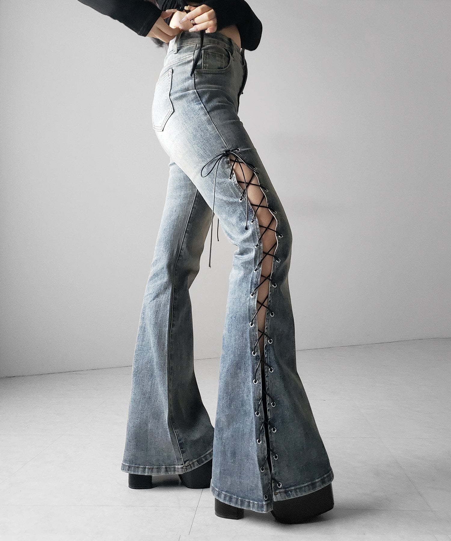 レースアップカットアウトストレッチフレアデニム ／ lace up cutout stretch flare denim