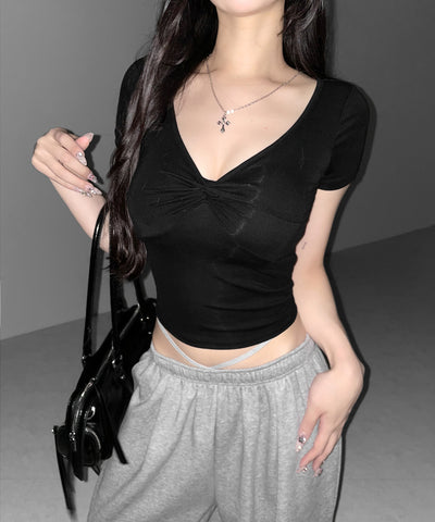 ⅤネックツイストスリムラインＴシャツ ／ V neck twist slim line T-shirts