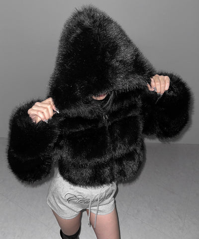 フェイクファーフーディショートコート ／ fake fur hoodie short coat