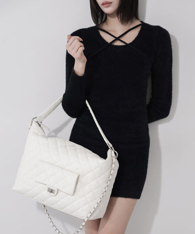 【 ショルダーストラップ付き２WAY 】キルティングスクエアトートショルダーバッグ / quilted square tote shoulder bag