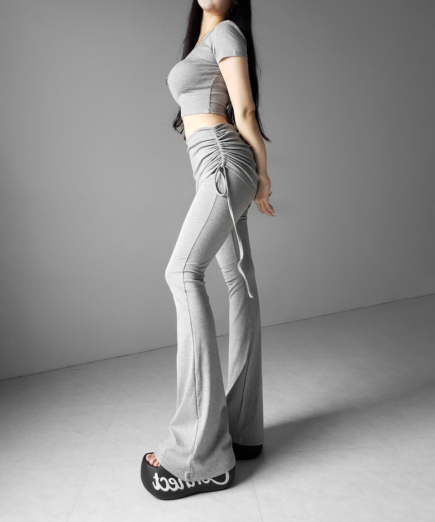 【 ワンホンセットアップ 】スクエアショートＴシャツ＋サイドシャーリングフレアパンツ ＳＥＴ ／ 【 SETUP 】square neck short T-shirts + side shirring flare pants