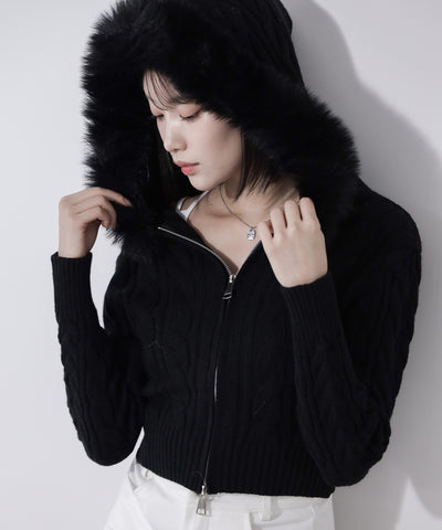 ファーフーディダブルジップショートニットパーカー ／ Fur hooded double zip short knit hoodie
