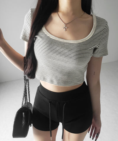 【 ２color 】ピンボーダースクエアネックショートＴシャツ ／ pin border square neck short T-shirt