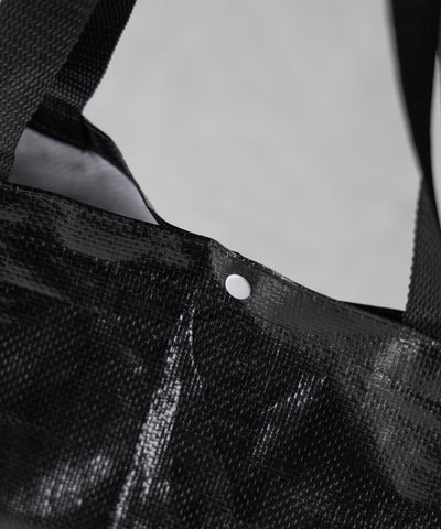 LOGO TARPAULIN SHOPPER BAG BLACK ／ ロゴターポリンショッパーバッグブラック