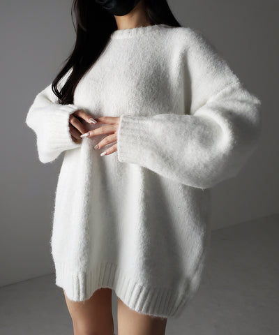 オーバーサイズフラッフィーニットプルオーバー ／ oversize fluffy knit pullover