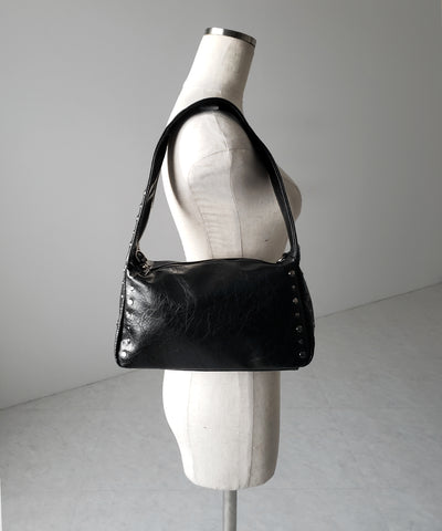 【 ２color】スタッズデザインスクエアショルダーバッグ ／ stud design square shoulder bag