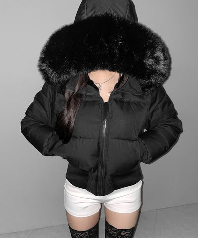 フェイクファーフード中綿ショートジャケット ／ fake fur hoodie fake down short jacket