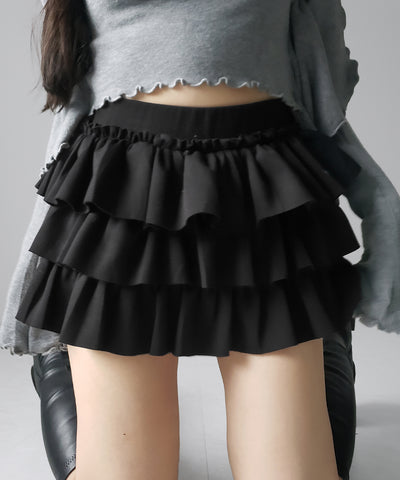 ティアードフリルカットソーミニスカート ／ tiered frill cut and sew mini skirt