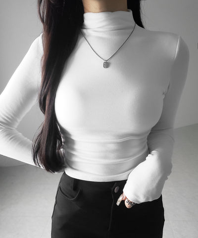 【 カップ付き ／ 裏起毛 】プチハイネックシャーリングショートカットソートップス