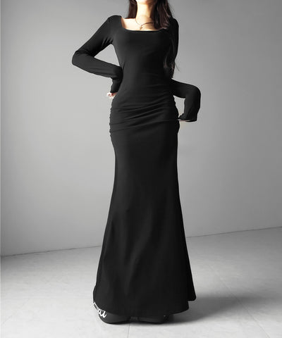 スクエアネックシャーリングマーメイド長袖ロングタイトワンピ ／ Square neck shirring mermaid long-sleeved long tight onepiece