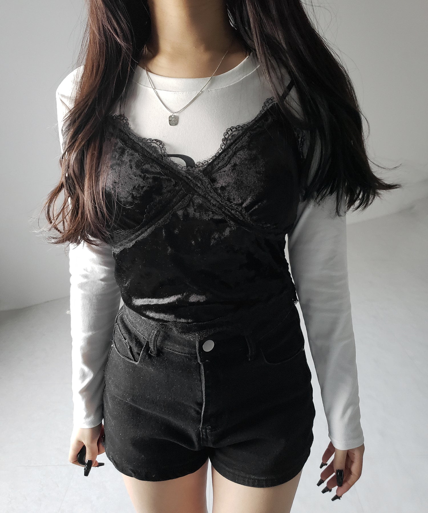 【 カップ付き 】レーシーベロアショートビスチェキャミソール ／ velor lacy short bustier camisole