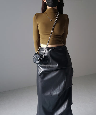 【 カップ付き ／ 裏起毛 】プチハイネックシャーリングショートカットソートップス