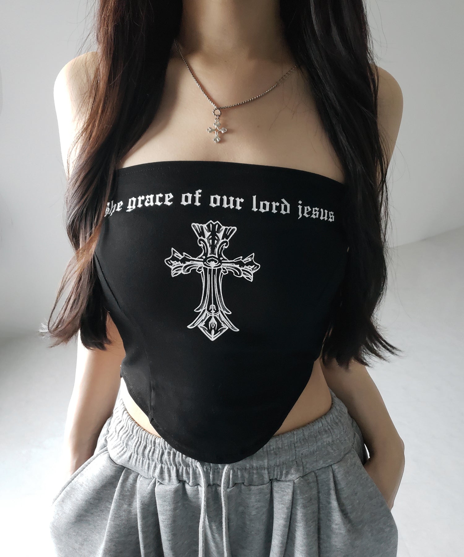 クロスグランジロゴベアトップス ／ cross grunge logo bare tops