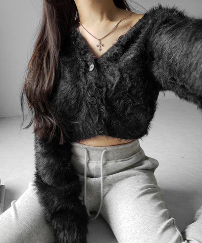 ブラックボタンショートシャギーニットカーディガン ／ black button short shaggy knit cardigan