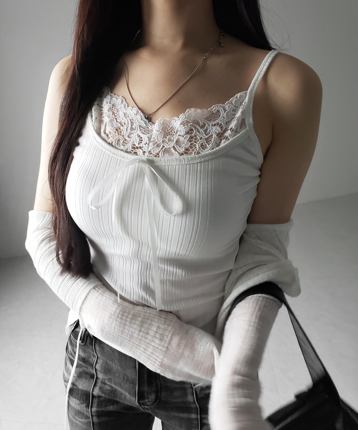 【 ３color ／ カップ付き 】フロントリボンレースドッキングキャミソール ／front ribbon lace docking camisole